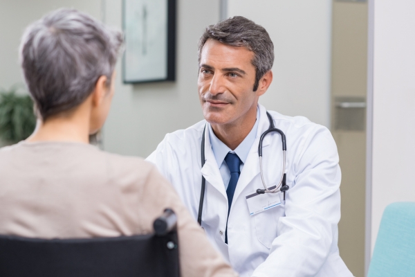 pain management doctor and patient
