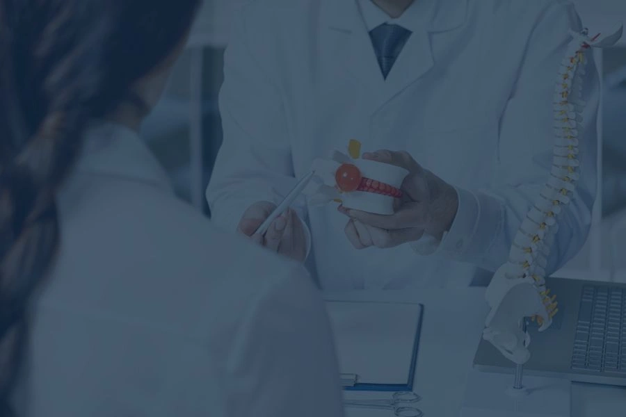 pain doctor and patient consulting